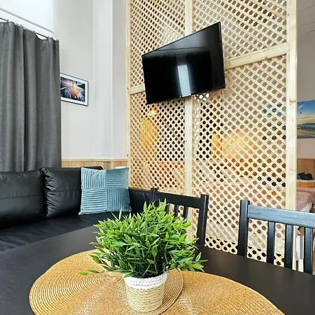 Lliri 32 * Βαλένθια