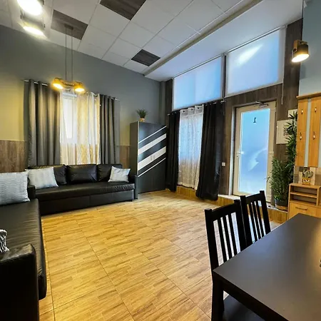 Lliri 32 * Βαλένθια