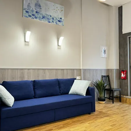 Apartment Lliri 32 *