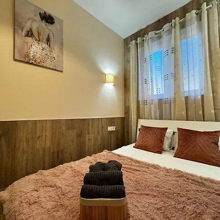 Appartement Lliri 32 *